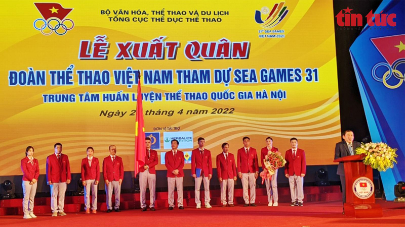 Bộ trưởng Bộ Văn hóa, Thể thao và Du lịch Nguyễn Văn Hùng phát biểu tại Lễ xuất quân.