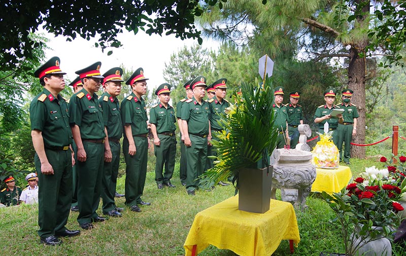 Học viện Quốc phòng: Dâng hương tưởng niệm Đại tướng Võ Nguyên Giáp
