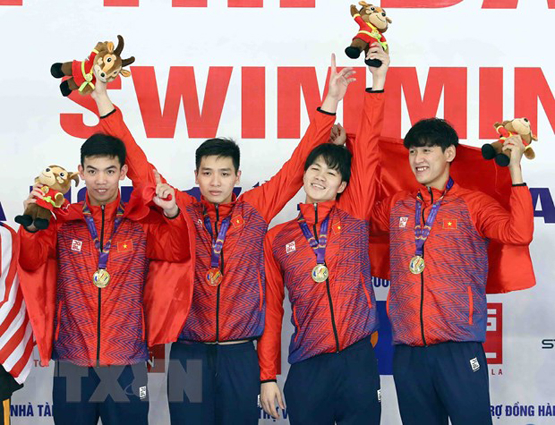 Nguyễn Huy Hoàng và đồng đội phá kỷ lục SEA Games ở cự ly bơi tiếp sức 4x200m tự do