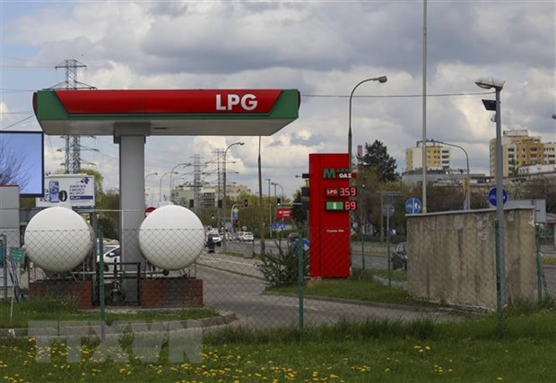 Một trạm khí hóa lỏng ở Warsaw, Ba Lan. (Ảnh: THX/TTXVN)