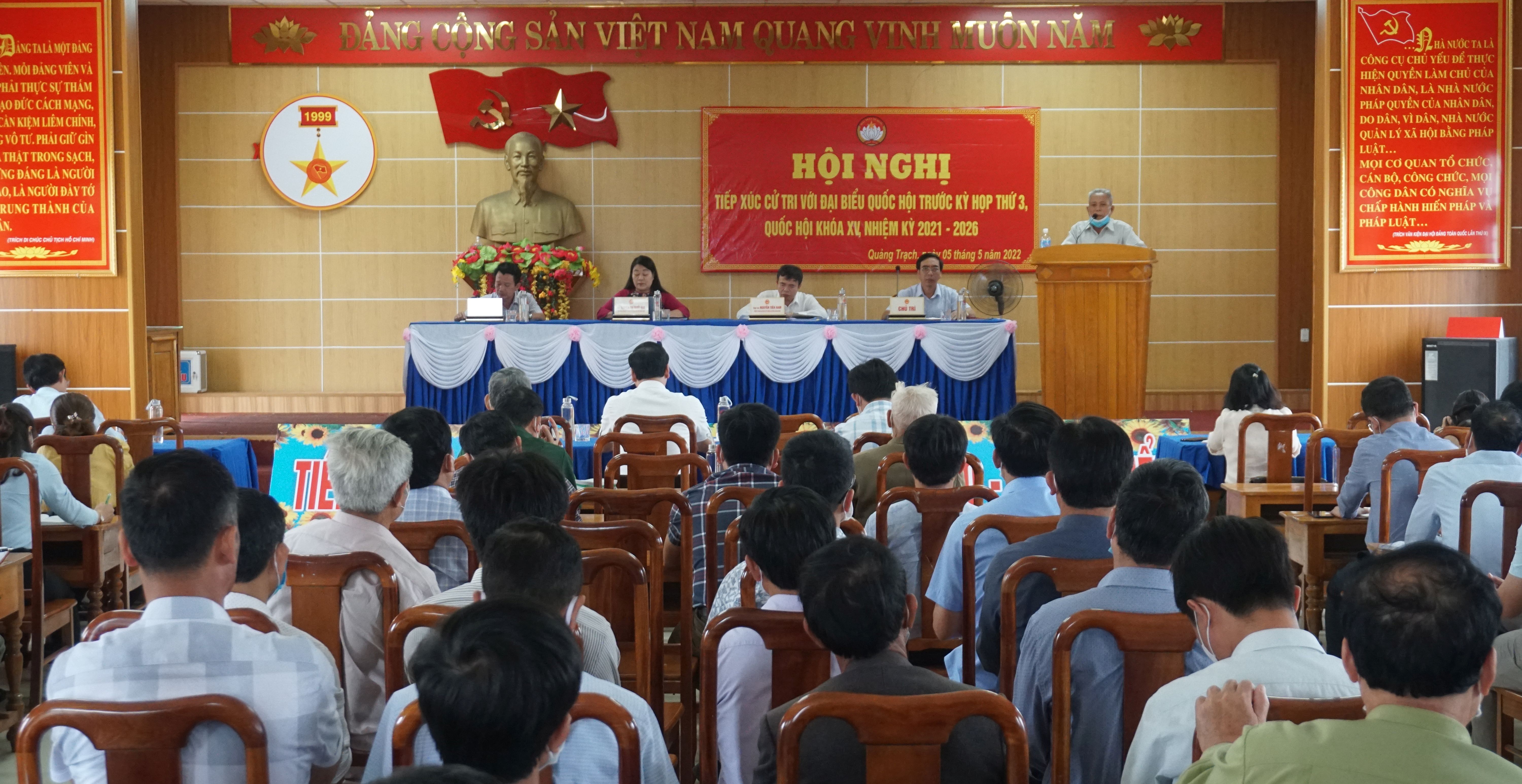 Toàn cảnh buổi TXCT tại huyện Quảng Trạch.