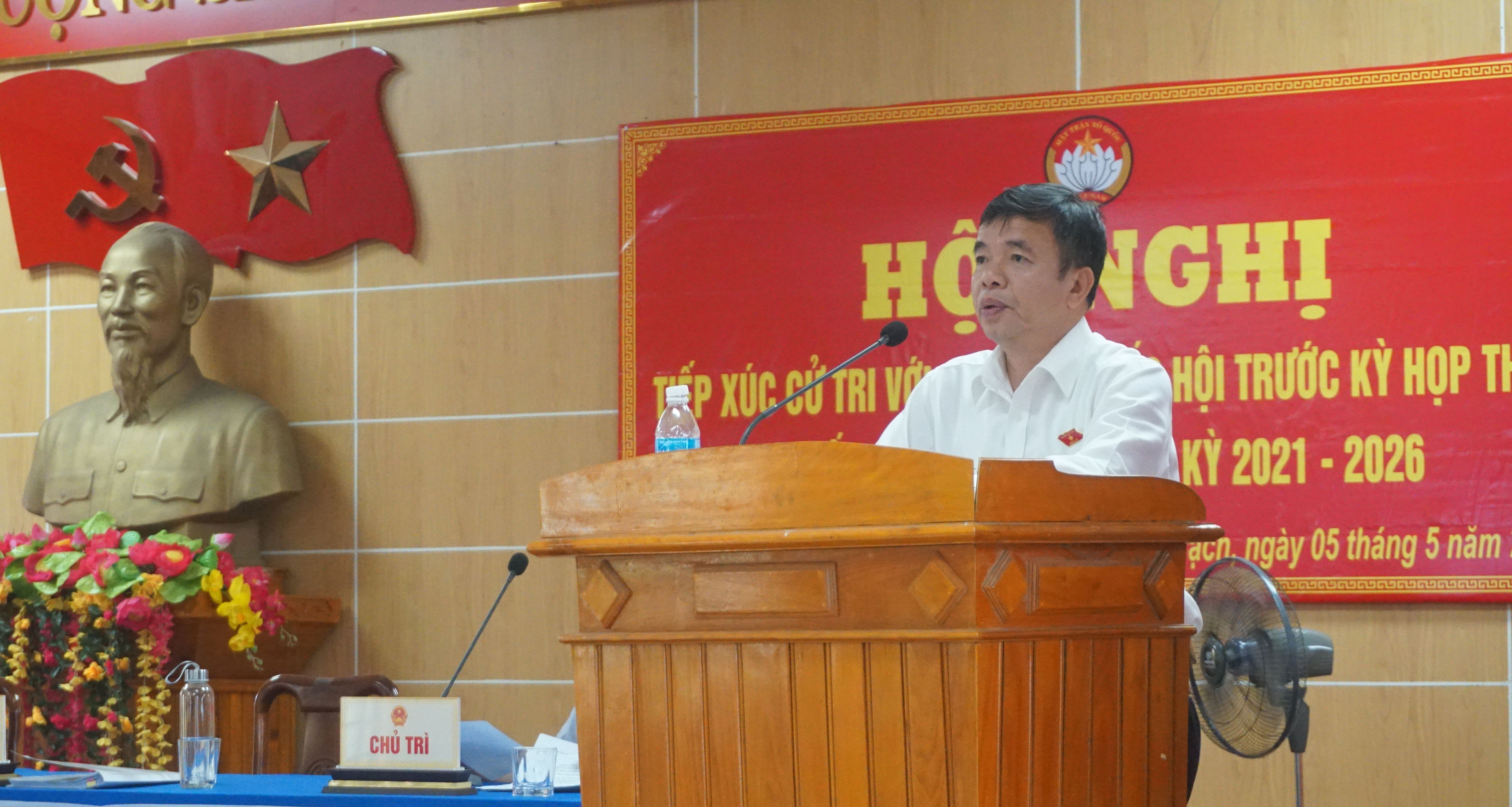 : Đại biểu Nguyễn Tiến Nam, Giám đốc Công an tỉnh phát biểu tiếp thu các kiến nghị của cử tri.