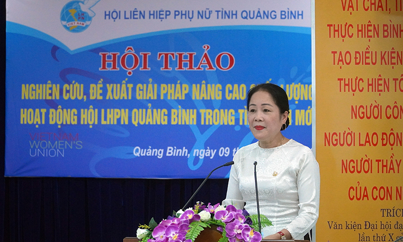 Đồng chí Phó Chủ tịch Hội LHPN tỉnh Đỗ Thị Bích Thủy phát biểu kết luận hội thảo.