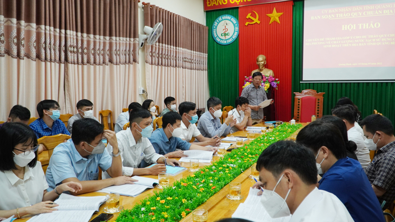 Các đại biểu tham dự góp ý Dự thảo Quy chuẩn kỹ thuật địa phương về chất lượng nước sạch sử dụng cho mục đích sinh hoạt trên địa bàn tỉnh Quảng Bình lần thứ nhất.