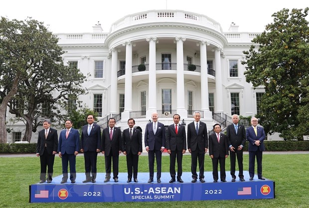 Tổng thống Mỹ Joe Biden và các lãnh đạo ASEAN. (Ảnh: Dương Giang/TTXVN)