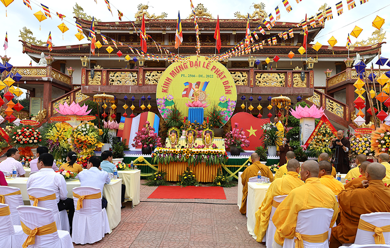 Toàn cảnh Đại lễ Phật đản năm 2022 tại chùa Đại Giác.