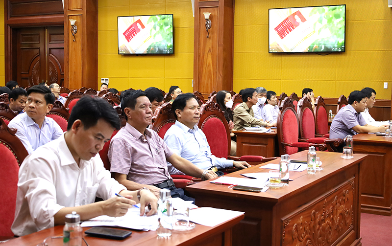 Các đại biểu dự hội nghị tại điểm cầu Quảng Bình.