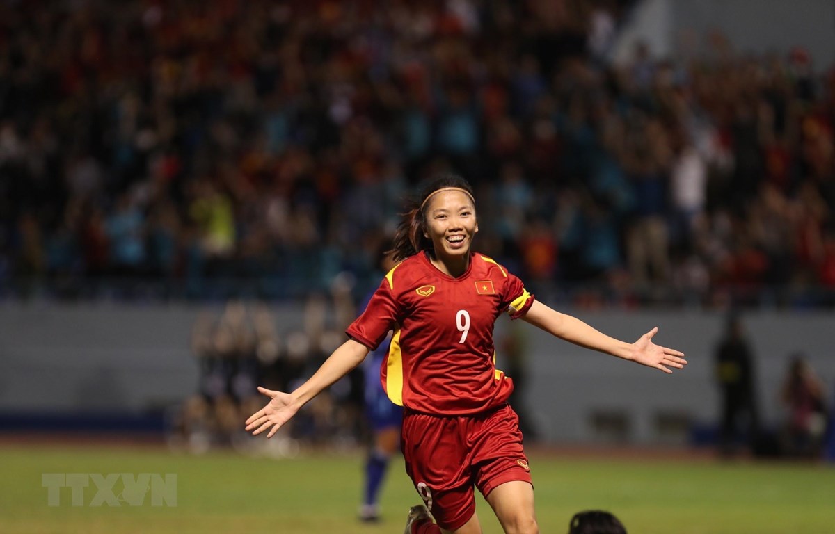 Huỳnh Như tỏa sáng mang HCV môn bóng đá SEA Games 31 về cho tuyển nữ. (Ảnh: Hoàng Linh/TTXVN)