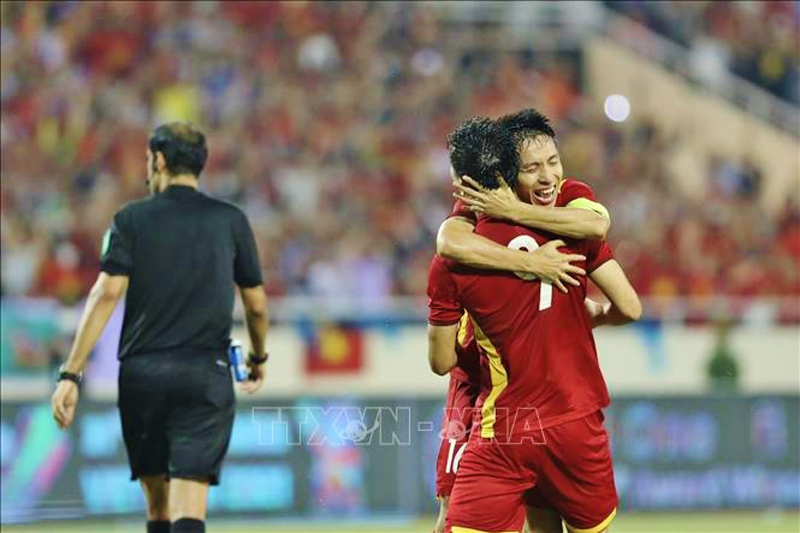 Các cầu thủ U23 Việt Nam ăn mừng bàn thắng. Ảnh: TTXVN