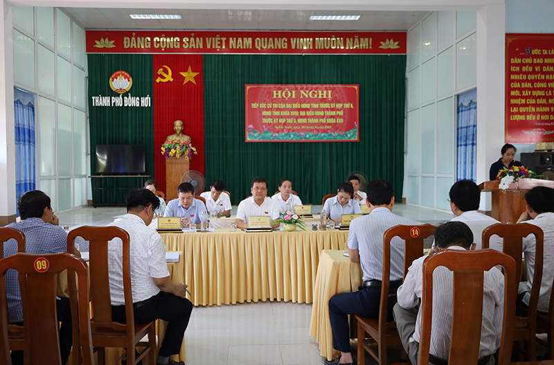 Đại biểu HĐND tỉnh tiếp xúc cử tri trước kỳ họp thứ 6