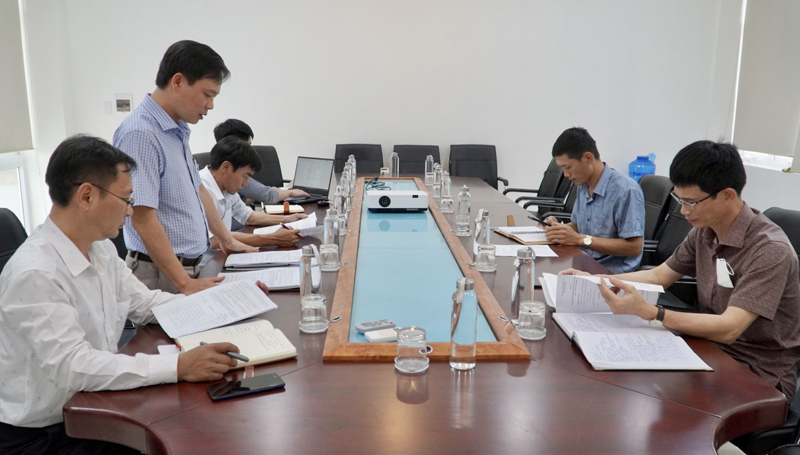 Đoàn công tác của CDC trao đổi với đại diện Công ty cổ phần Cấp nước Quảng Bình về kết quả ngoại kiểm.