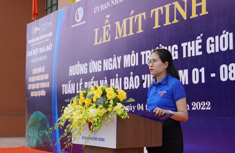 Đại diện tổ chức Đoàn thanh niên phát biểu hưởng ứng các hoạt động hưởng ứng Ngày Môi trường thế giới, Tháng hành động vì môi trường, Tuần lễ Biển và Hải đảo Việt Nam.