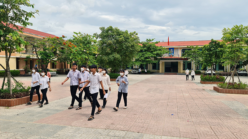 Các thí sinh ở Quảng Ninh đã hoàn thành kỳ thi tuyển sinh vào lớp 10 THPT năm học 2022-2023.