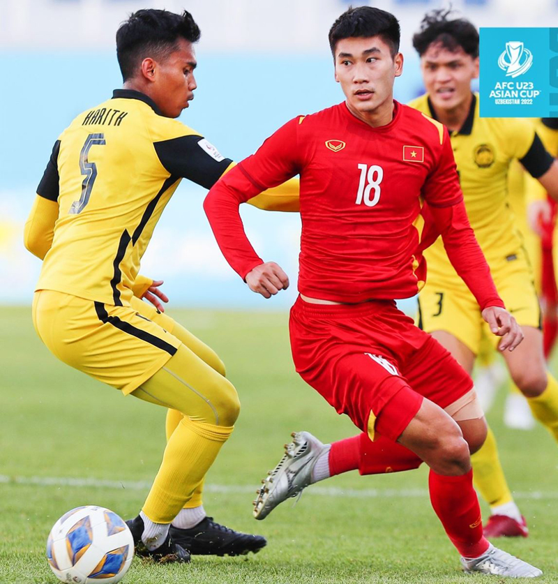 Nhâm Mạnh Dũng là người mở điểm cho U23 Việt Nam. Ảnh: AFC