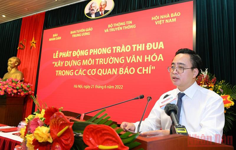  Đồng chí Phạm Mạnh Hùng, Phó Tổng Giám đốc Đài Tiếng nói Việt Nam phát biểu tại sự kiện.