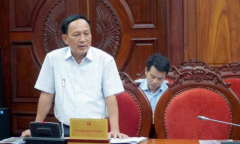 Đồng chí Phó Bí thư Thường trực Tỉnh ủy Trần Hải Châu thảo luận tại hội nghị
