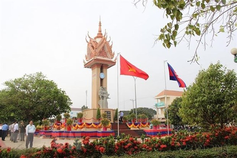   Đài Hữu nghị Việt Nam-Campuchia. (Ảnh: TTXVN phát)