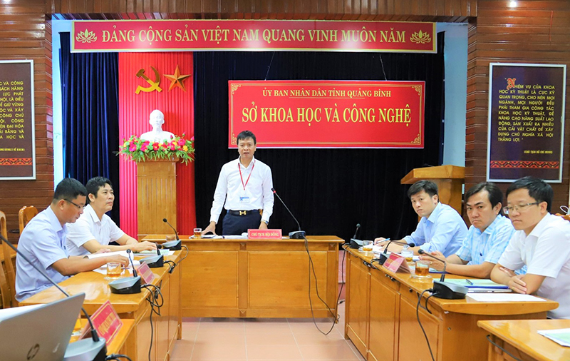 Giám đốc Sở KH-CN Nguyễn Chí Thắng, Chủ tịch hội đồng nghiệm thu cấp tỉnh kết luận hội nghị.