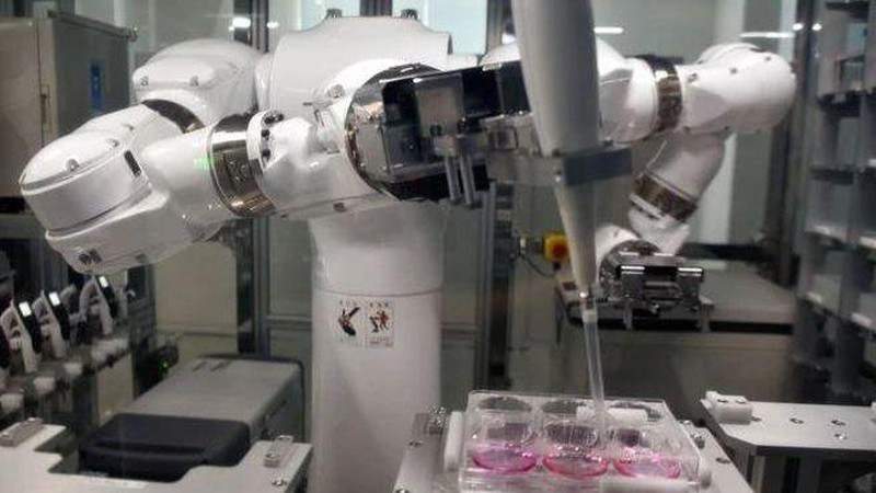 Nhật Bản ứng dụng trí tuệ nhân tạo và robot vào nuôi cấy tế bào iPS