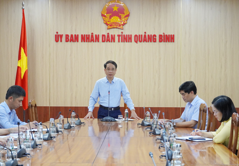 Đồng chí Phó Chủ tịch UBND tỉnh Phan Mạnh Hùng kết luận buổi làm việc.