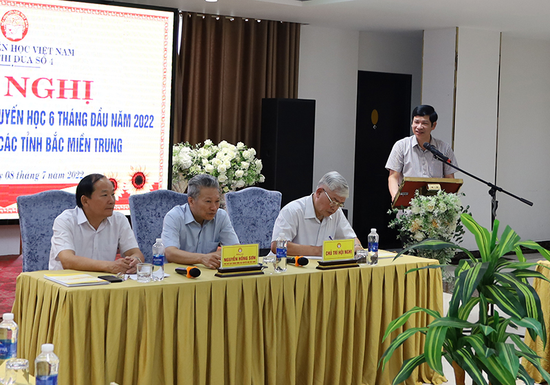 Đồng chí Phó Chủ tịch UBND tỉnh Quảng Bình Hồ An Phong phát biểu tại hội nghị.