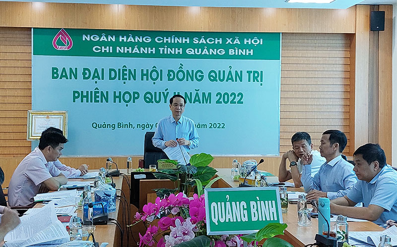 Đồng chí Phan Mạnh Hùng, Phó Chủ tịch UBND tỉnh phát biểu chỉ đạo tại hội nghị