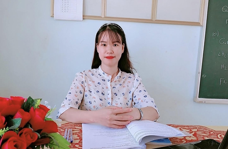 Cô giáo Nguyễn Thị Liên, thí sinh đoạt giải nhất tuần 4.  