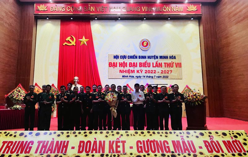 Ra mắt Ban chấp hành Hội CCB huyện Minh Hóa khóa VII, nhiệm kỳ 2022-2027.