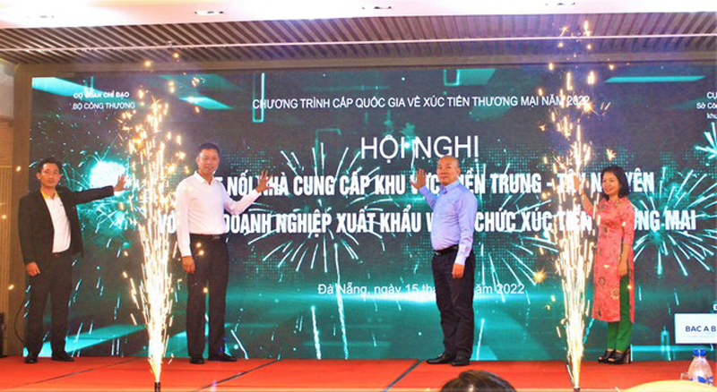 Kết nối giao thương giữa nhà cung cấp miền Trung – Tây Nguyên với các doanh nghiệp xuất khẩu - Ảnh 1. Lễ khai mạc hội nghị kết nối giao thương - Ảnh: VGP/Minh Trang