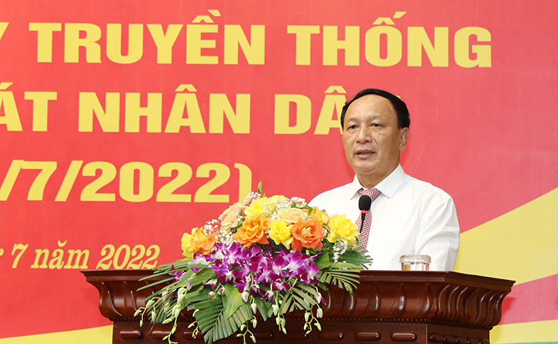 Đồng chí Trần Hải Châu, Phó Bí thư Thường trực Tỉnh ủy, Chủ tịch HĐND tỉnh phát biểu tại buổi gặp mặt.