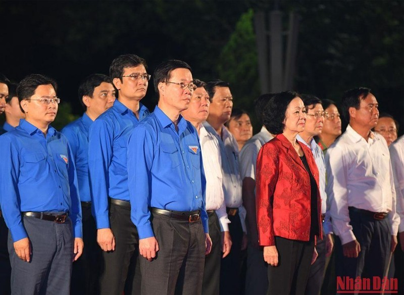 Lãnh đạo Đảng, Nhà nước và các ban, bộ, ngành Trung ương, tỉnh Quảng Trị tại lễ tri ân.