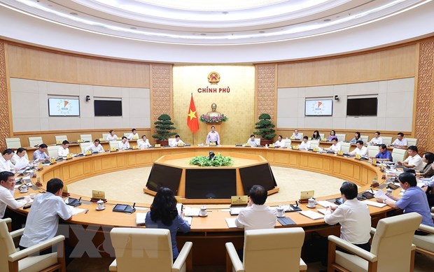 Thủ tướng Phạm Minh Chính chủ trì họp Chính phủ chuyên đề về xây dựng pháp luật. (Ảnh: Dương Giang/TTXVN)