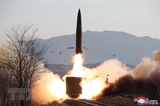 Hàn Quốc nhận định Triều Tiên dường như đang chuẩn bị phóng tên lửa