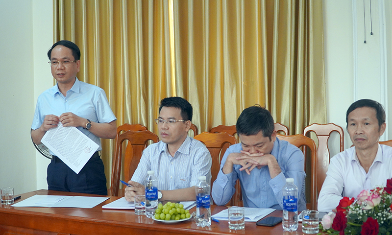 Đồng chí Phó Chủ tịch UBND tỉnh Phan Mạnh Hùng phát biểu ý kiến tại buổi làm việc
