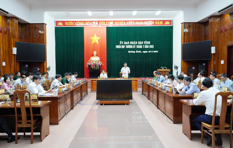 Chủ tịch UBND tỉnh Trần Thắng yêu cầu các sở ngành, địa phương tập trung thảo luận về các khó khăn, vướng mắc trong thực hiện nhiệm vụ KT-XH.