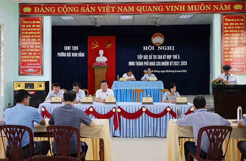 Tổ đại biểu HĐND thành phố Đồng Hới TXCT trên địa bàn các xã, phường Phú Hải, Đức Ninh Đông, Đức Ninh.