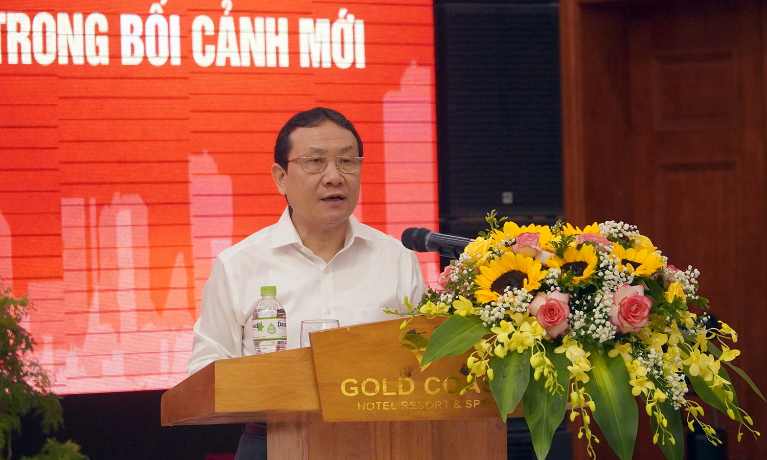 đồng chí Nguyễn Hồng Sơn, Phó Trưởng Ban Kinh tế Trung ương, Phó Trưởng Ban Thường trực Ban Chỉ đạo Trung ương phát biểu khai mạc