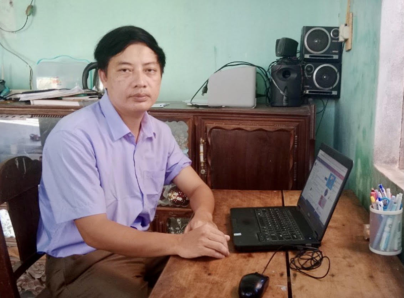 Thầy giáo Lê Anh Quyết, thí sinh đoạt giải nhất tuần 9.  