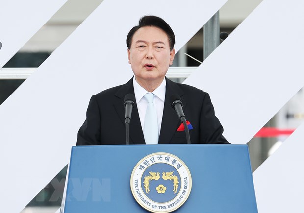 Tổng thống Hàn Quốc Yoon Suk-yeol phát biểu tại lễ kỷ niệm 77 năm Ngày Giải phóng, ở Seoul ngày 15/8/2022. (Ảnh: Yonhap/TTXVN)