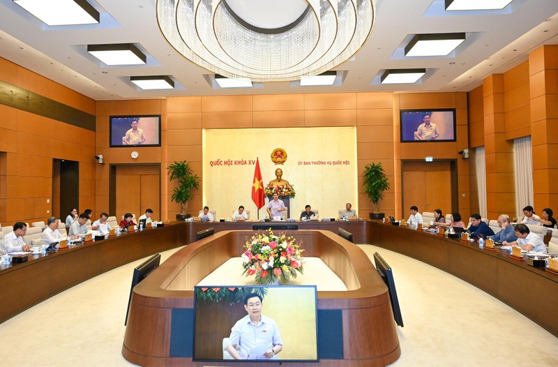 Quang cảnh bế mạc Phiên họp chuyên đề pháp luật tháng 8/2022. (Ảnh: DUY LINH)