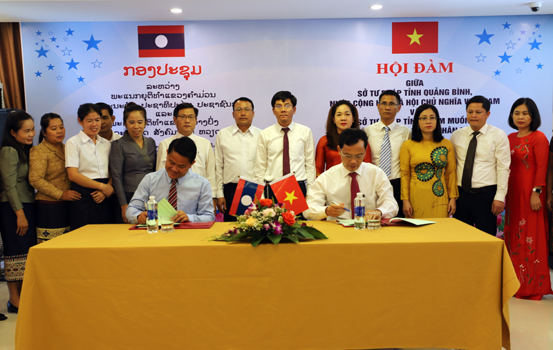 Ký kết thỏa thuận hợp tác giữa hai sở Tư pháp Quảng Bình, Khăm Muộn giai đoạn mới