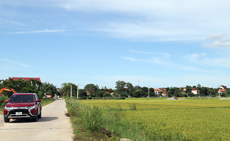 Một góc xã Vĩnh Ninh trên chặng đường xây dựng NTM nâng cao.