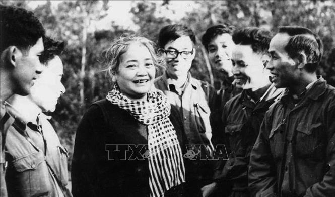  Nữ tướng Nguyễn Thị Định với tên tuổi gắn liền cùng sự ra đời và trưởng thành của Đội quân tóc dài Bến Tre. Ảnh: Tư liệu TTXVN