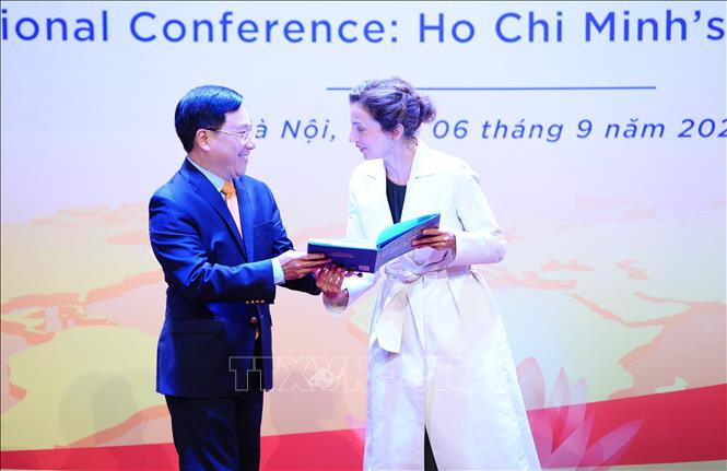 Kỷ niệm trọng thể 35 năm UNESCO ra Nghị quyết tôn vinh Chủ tịch Hồ Chí Minh