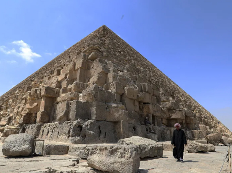 Đại kim tự tháp Giza là kỳ quan cổ đại duy nhất còn tồn tại tới nay. (Nguồn: Business Insider)