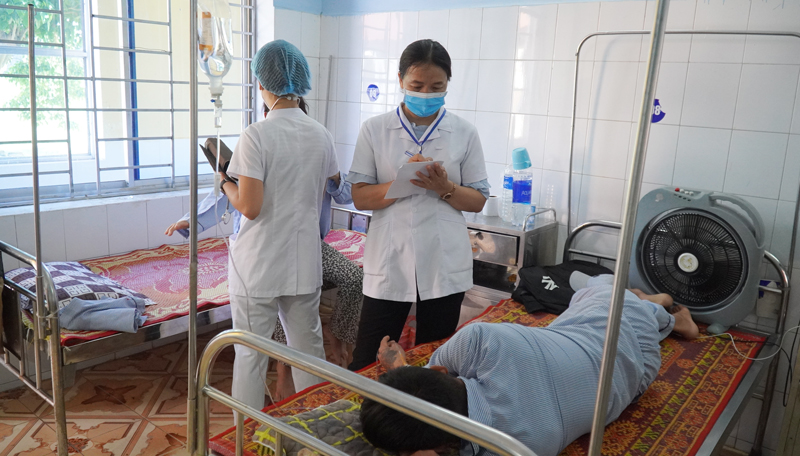 Các bệnh viện tuyến huyện sẵn sàng tổ chức thu dung, điều trị người bệnh SXH an toàn, hiệu quả.