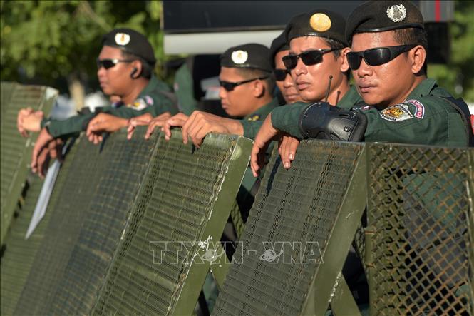 Cảnh sát Campuchia tại thủ đô Phnom Penh. Ảnh tư liệu: AFP/TTXVN