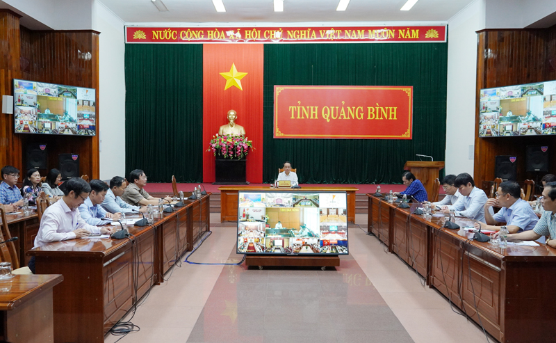 Các đại biểu dự diễn đàn tại điểm cầu tỉnh Quảng Bình.