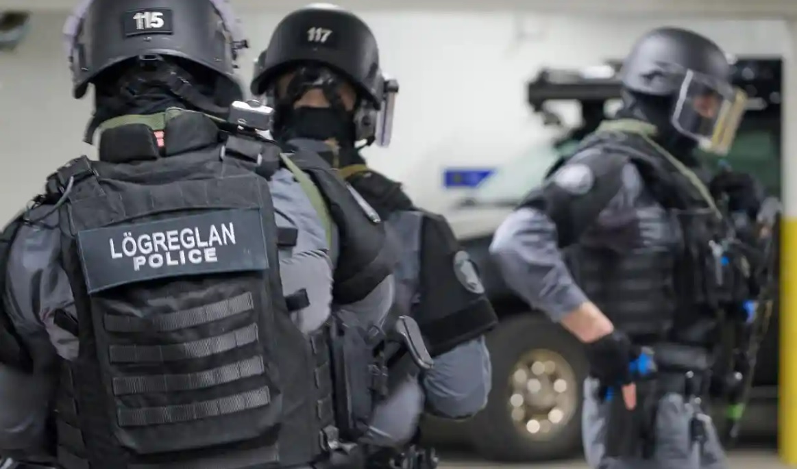 Cảnh sát Iceland trong một cuộc diễn tập. Ảnh: AFP