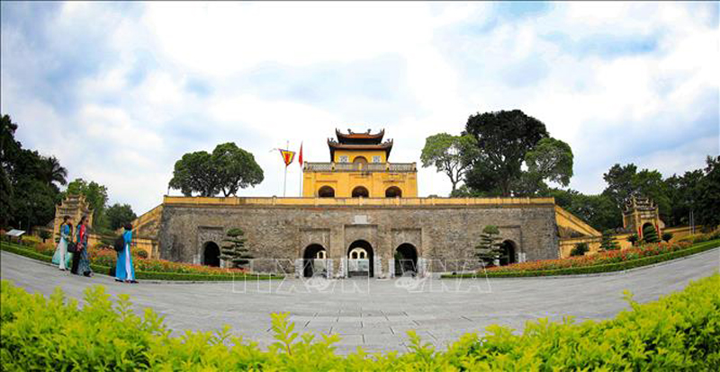 Đoan Môn là cửa chính phía Nam vào Hoàng thành Thăng Long được xây dựng vào thời nhà Lê trung hưng được tu sửa vào thời nhà Nguyễn. Ảnh minh họa: TTXVN